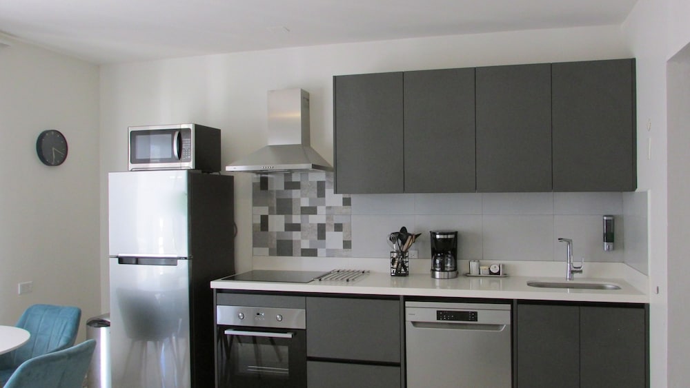 The Vistalmar Ocean View Apartments 32/50