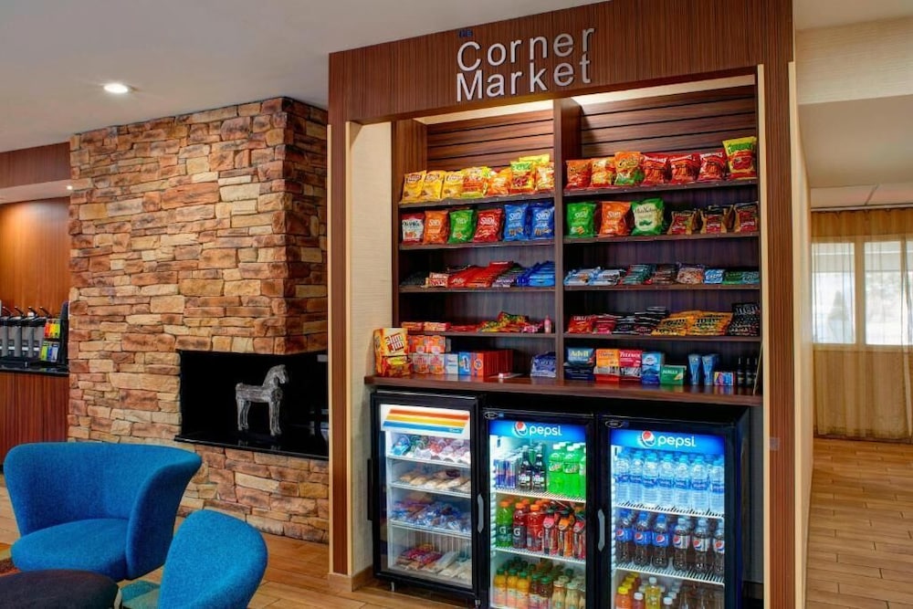 Fairfield Inn Suites By Marriott Detroit Farmington Hills 29/49