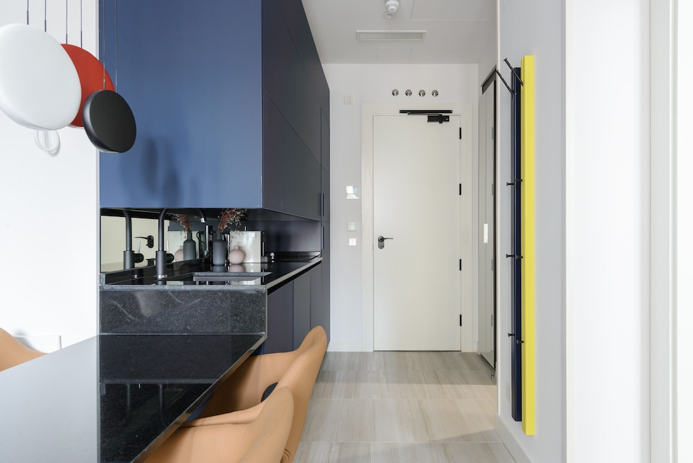 Smartrental Collection Gran Via Centric 6/50