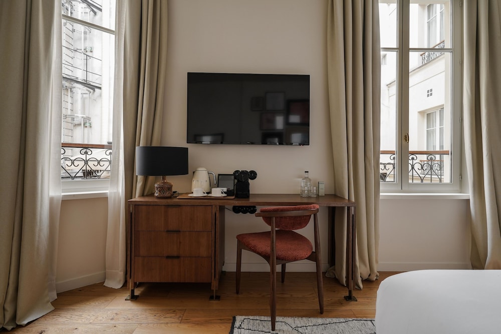 Hotel Pulitzer Paris 74/82