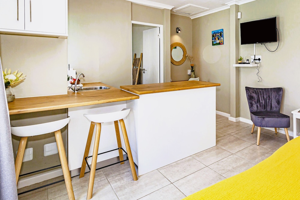 African Dreams Guest House 3/50