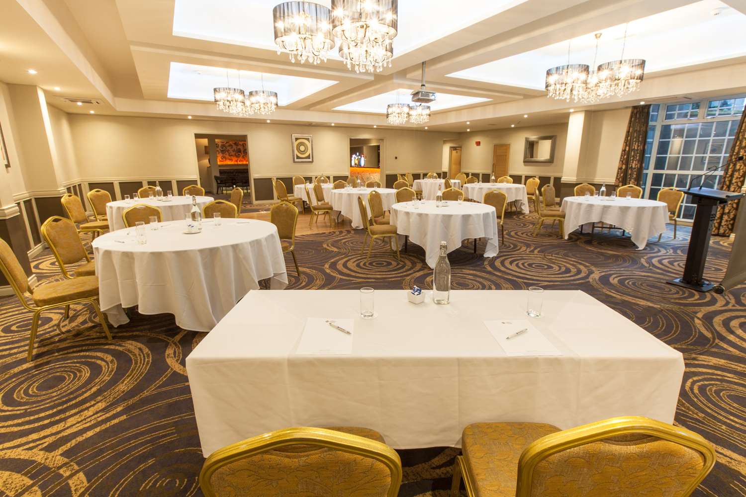 BEST WESTERN PLUS White Horse Hotel 54/60