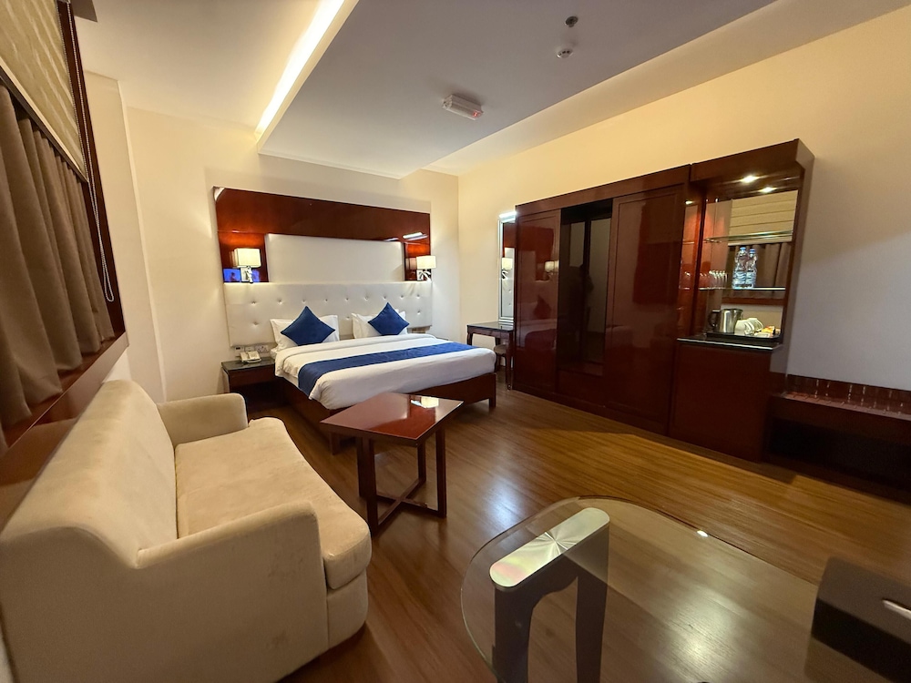 Golden Tulip Headington Ruwi Hotel 32/80