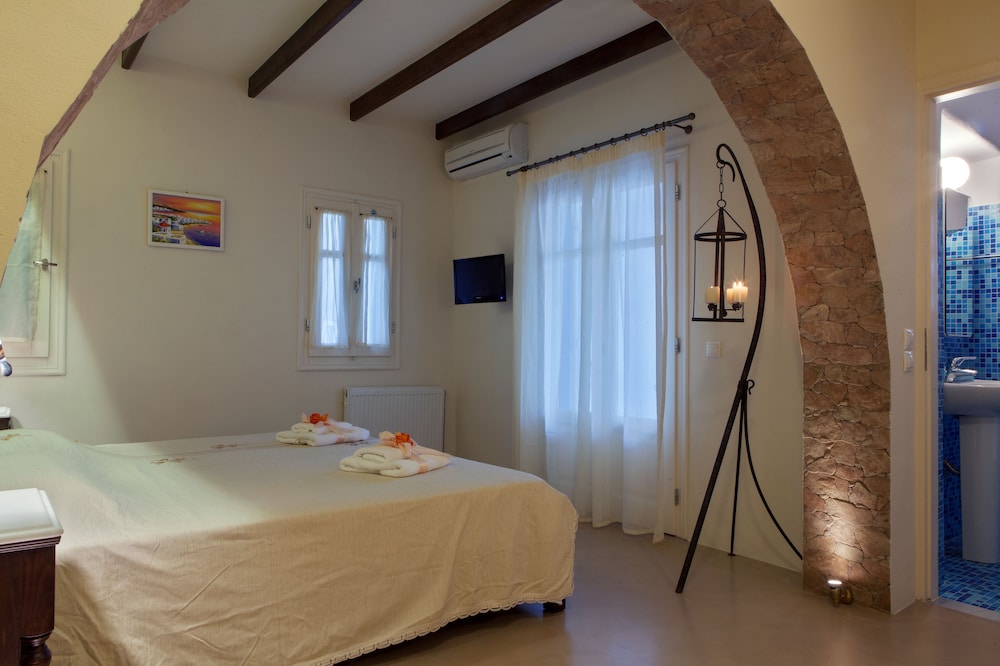 Tinos Aqua Palazzo 46/71