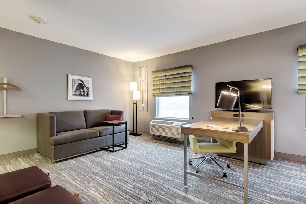 Hampton Inn St. Louis Wentzville MO 48/57