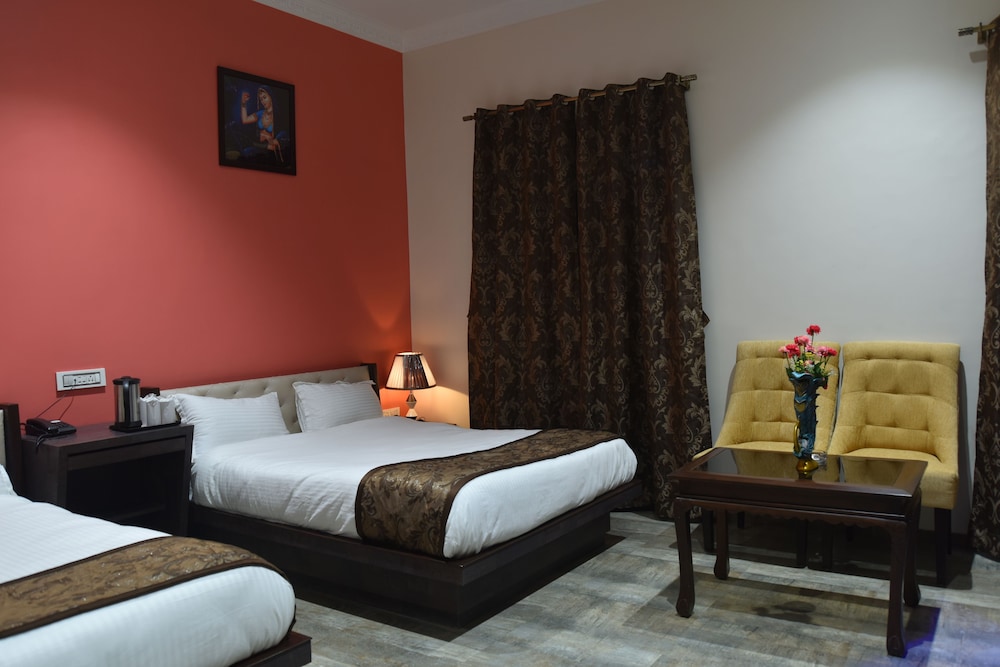 Jaipur Hotel New 11/26