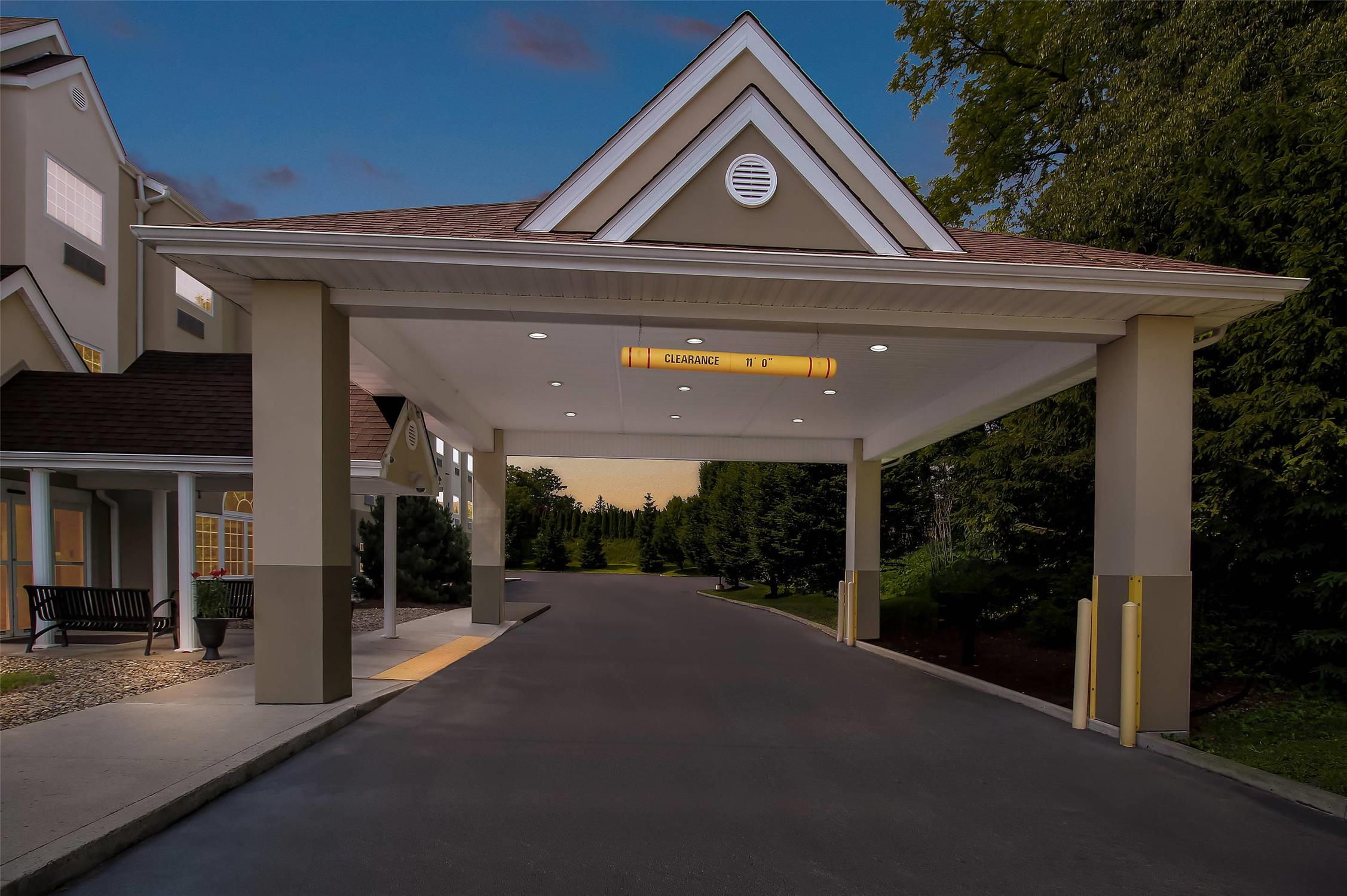 Quality Inn & Suites Washington PA 2/32