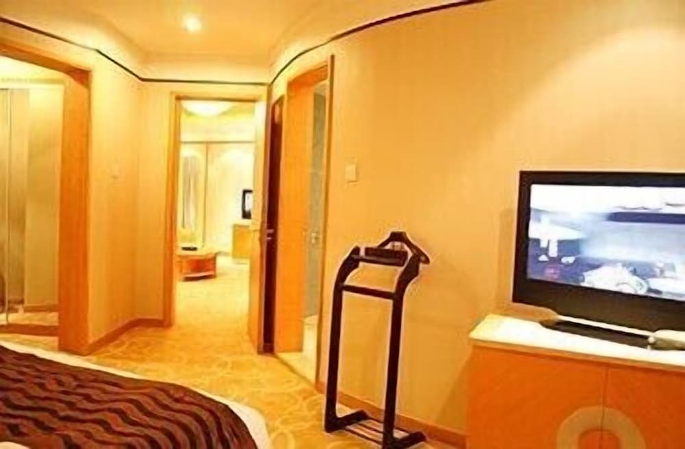 Days Hotel and Suites by Wyndham Jiaozuo 20/27