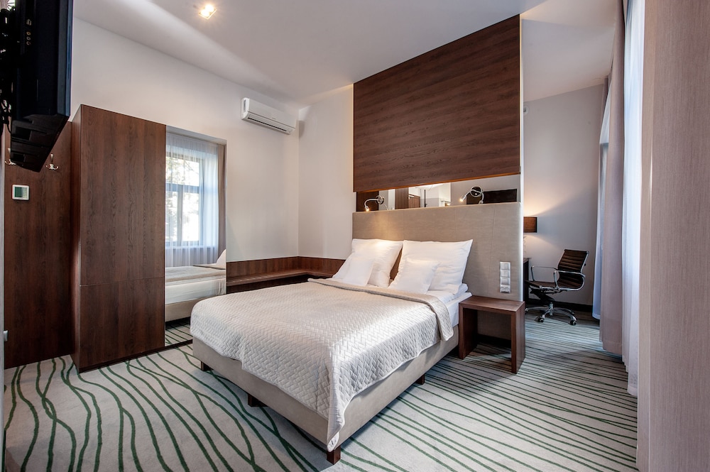 Plaza Boutique Hotel 16/68