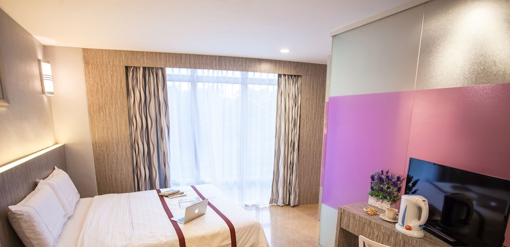 Lavender Inn Nusa 36/44