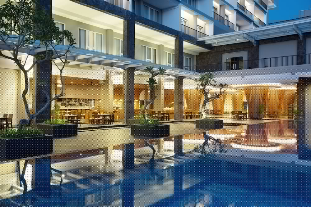 Hotel Santika Banyuwangi 1/50
