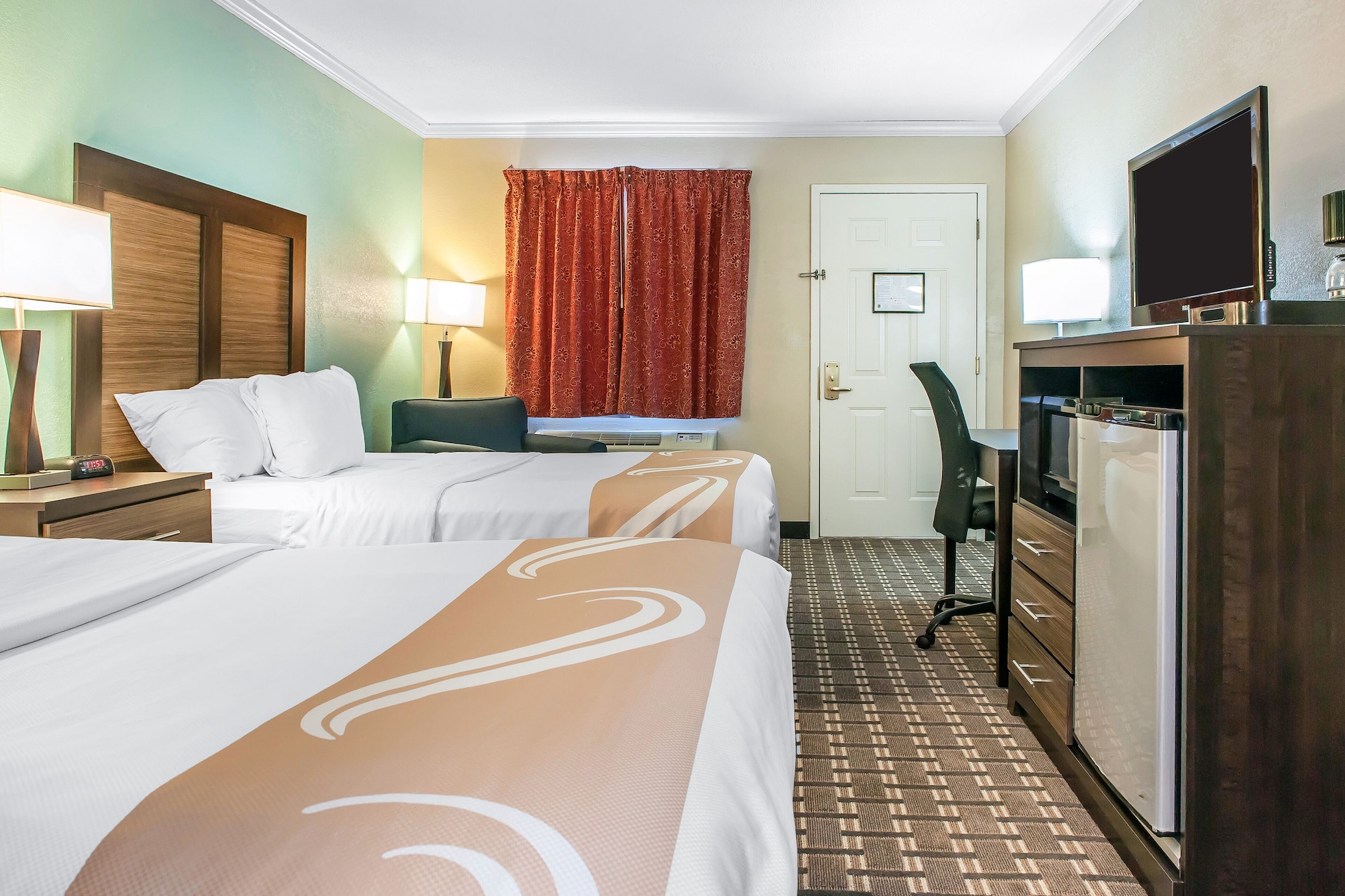 غرفة قياسية بسريرين مزدوجين، Quality Inn Findlay 3/5