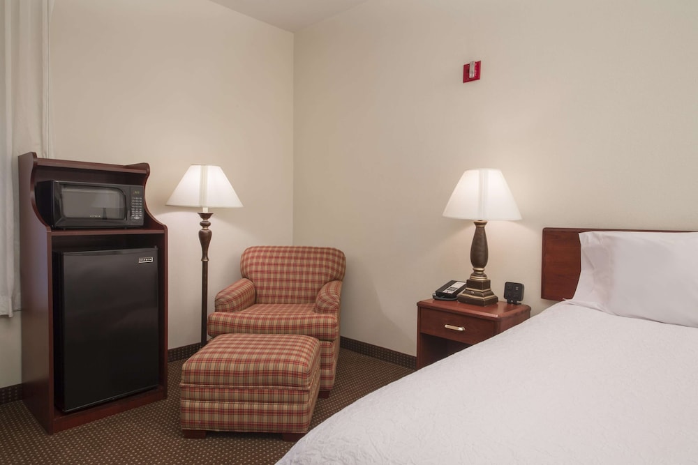 Hampton Inn Tracy 16/49
