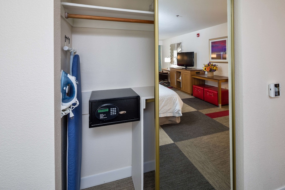 Hampton Inn San Francisco Airport 20/61