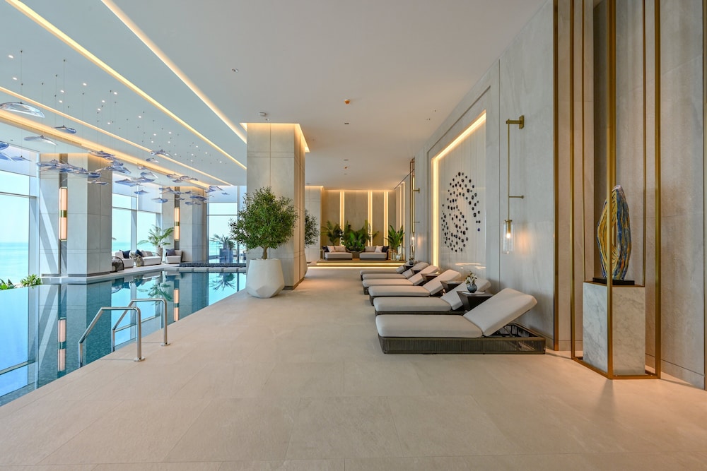 Onyx Rotana 44/61