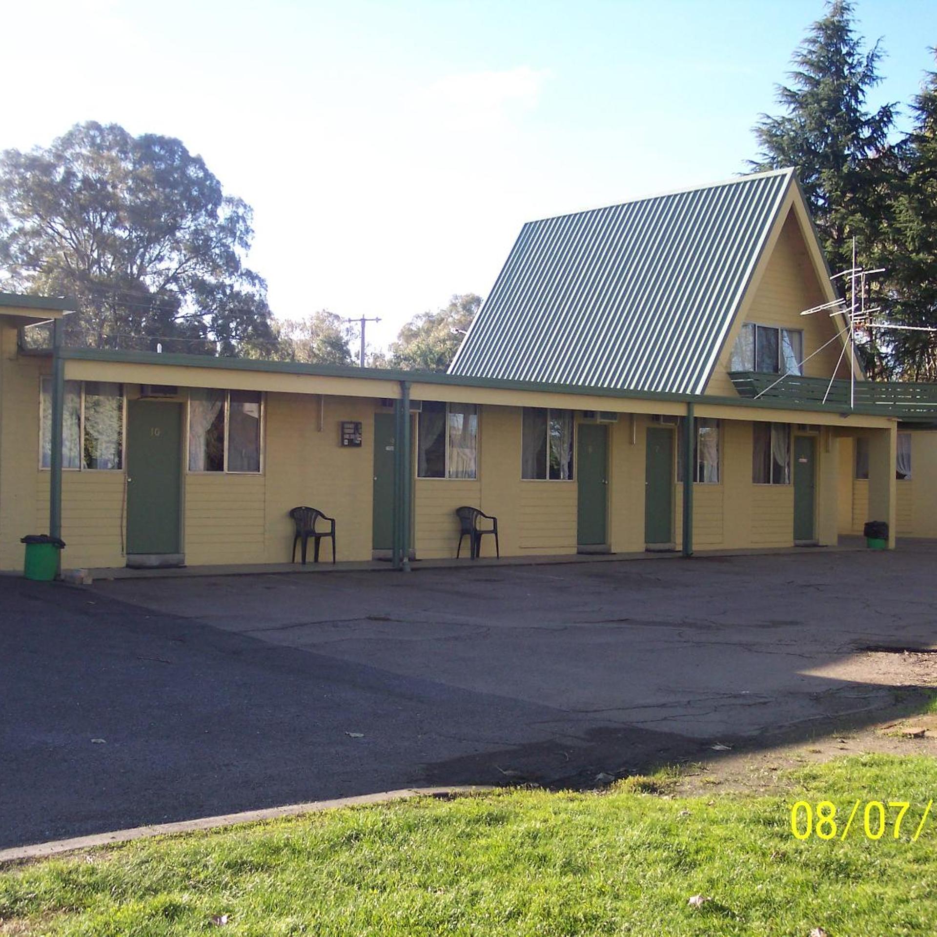 Millers Cottage Motel 22/29
