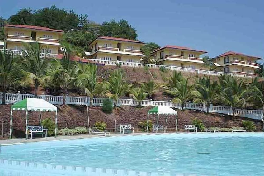 INDISMART WOODBOURNE RESORT 47/50