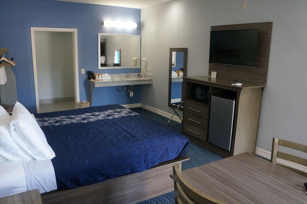 غرفة قياسية مفردة بسرير كينج لذوي الإعاقة، Home Place Inn Spring I-45 North and 1960 3/3