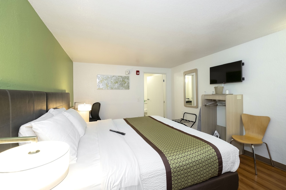 American Inn 24/42