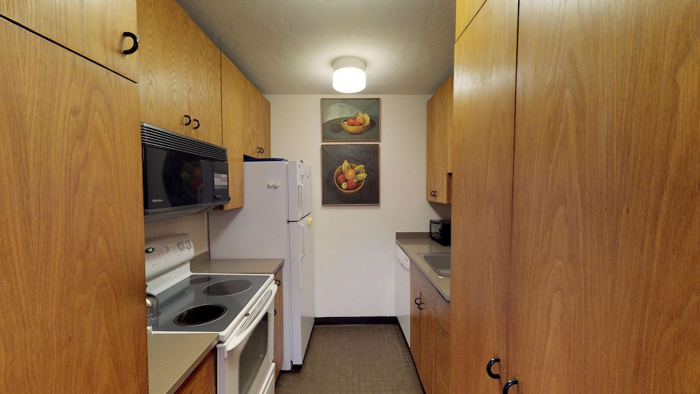 Vail 21 Condominiums 49/60