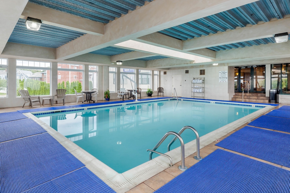 Atlantic Beach Hotel Newport 31/48