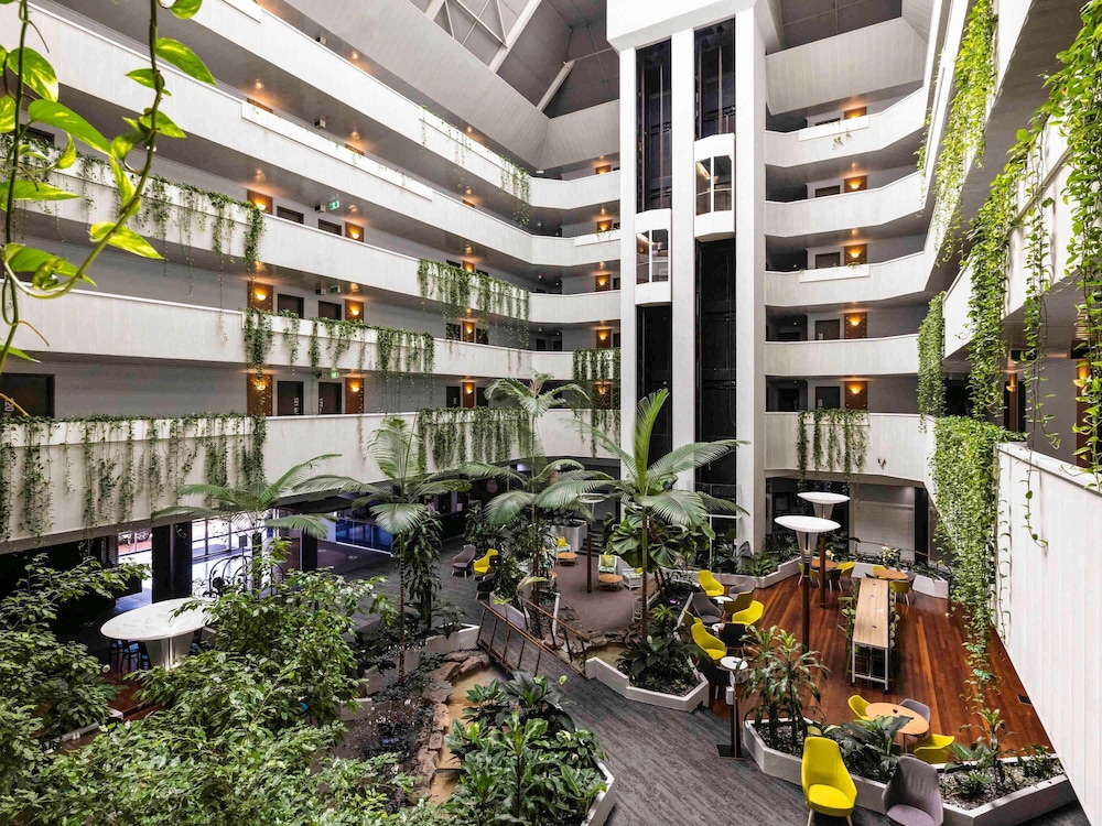 Novotel Darwin CBD 58/64