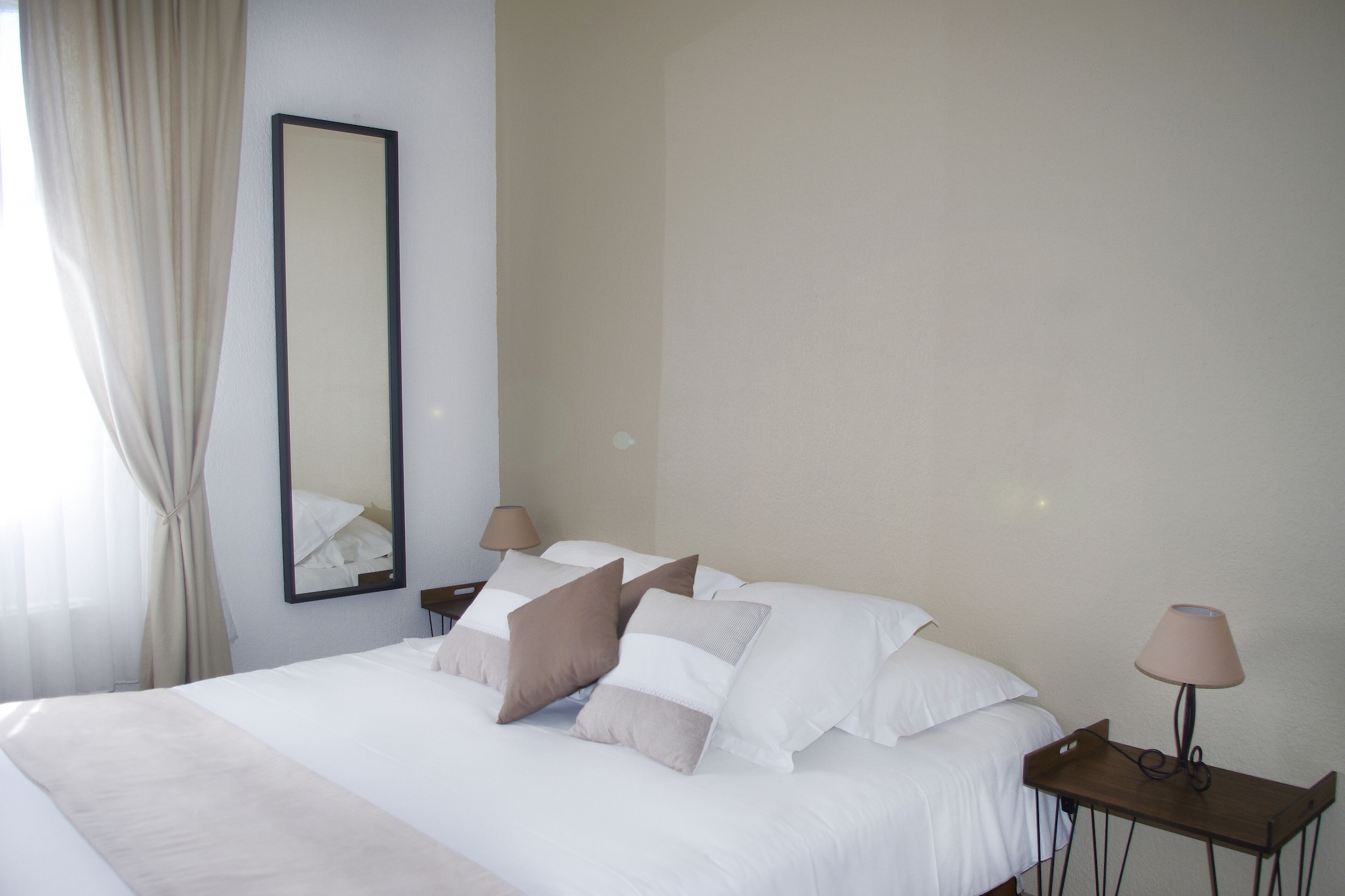 STANDARD, TWIN BEDS