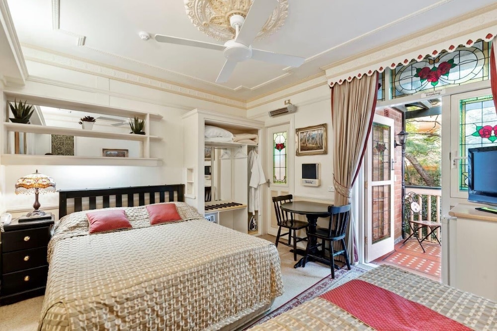 The Charrington Boutique Hotel 25/58