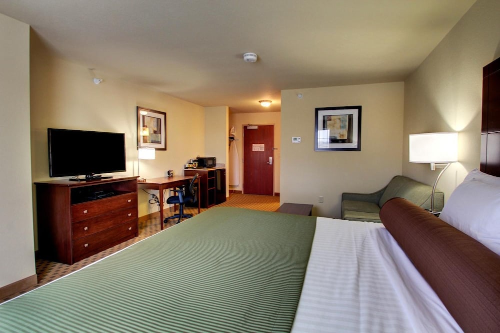 Stanton Inn And Suites 10/52
