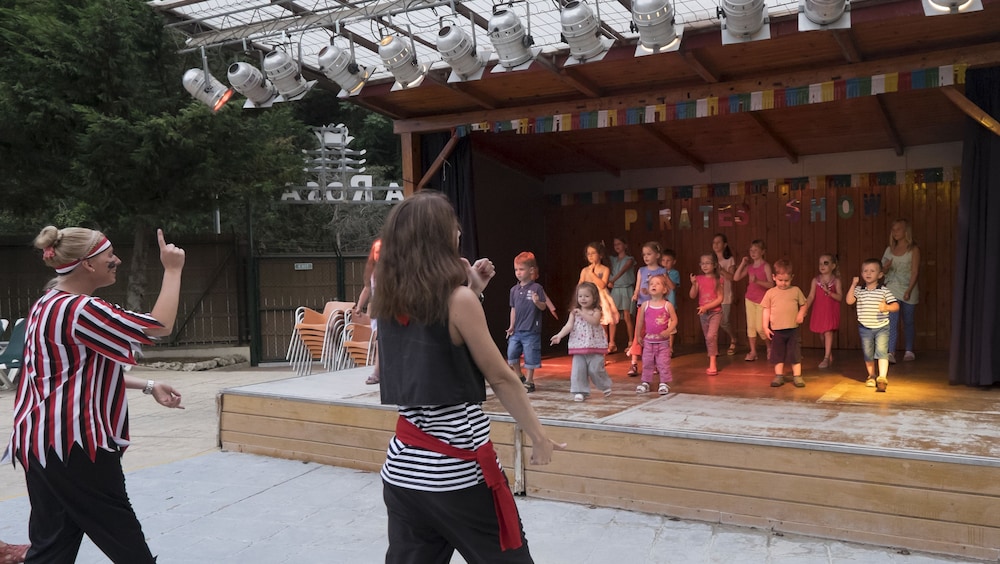 Rosamar Garden Resort 9/71