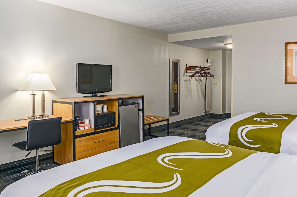 Quality Inn Bourne - Cape Cod 7/25