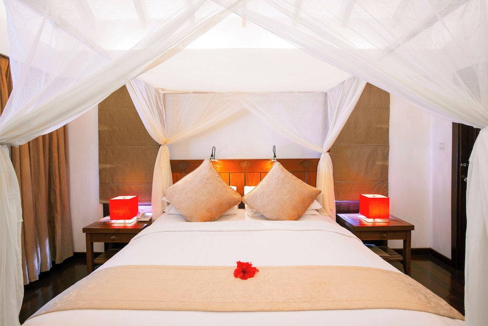 Medhufushi Island Resort 15/96