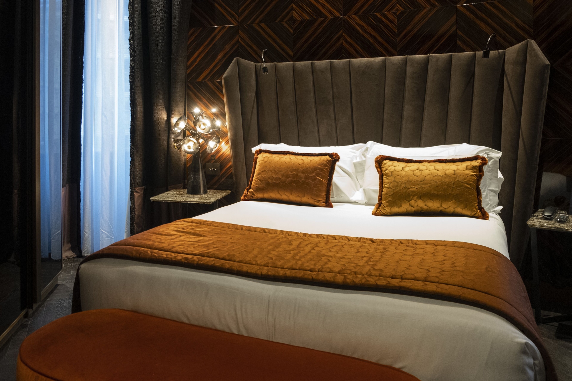 CLASSIC, DOUBLE BED