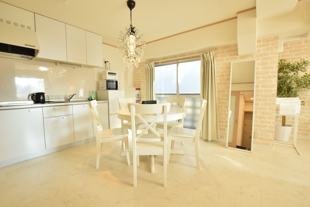 Yokoduna Hostel 5/50