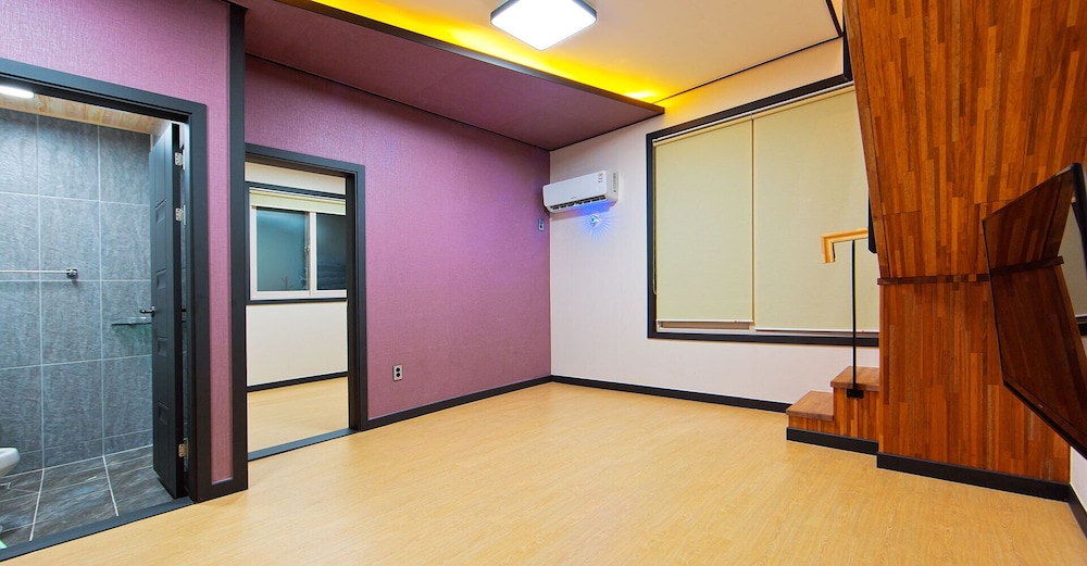 Daecheon Kakao Pension 21/33