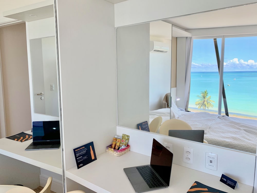 Hotel Brisa Suites 27/64
