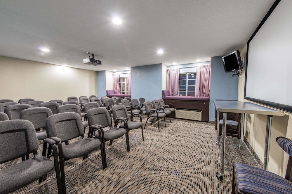 Microtel Inn Suites By Wyndham Georgetown 39/59