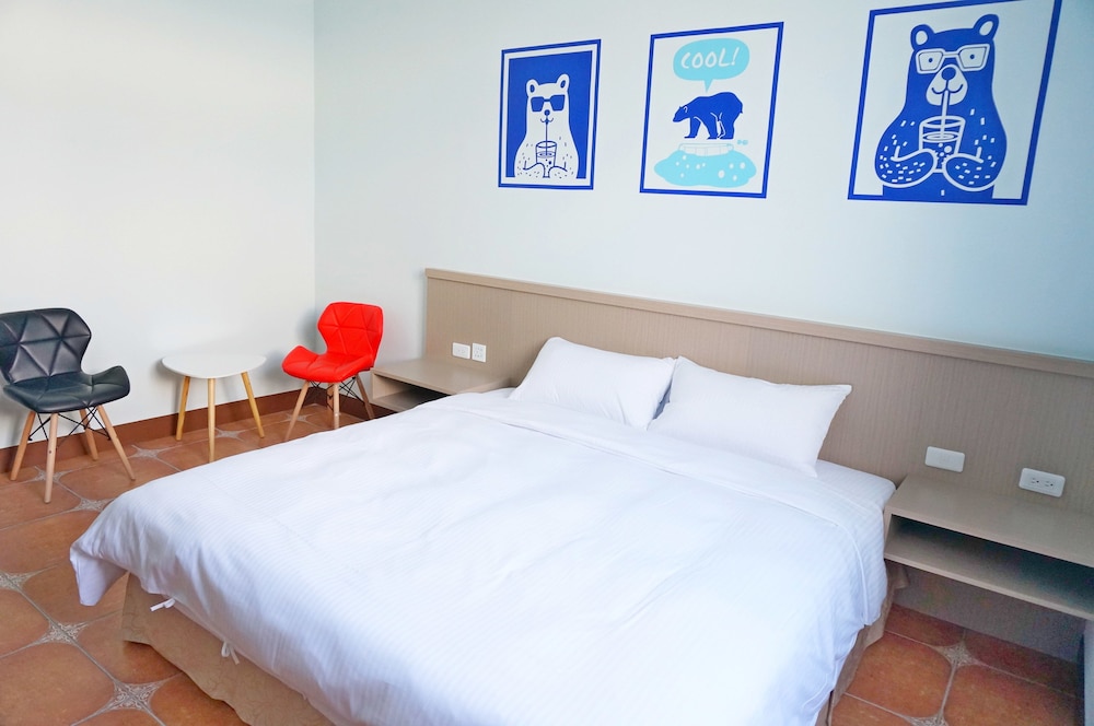 ECONOMY, DOUBLE BED, PRIVATE BATHROOM