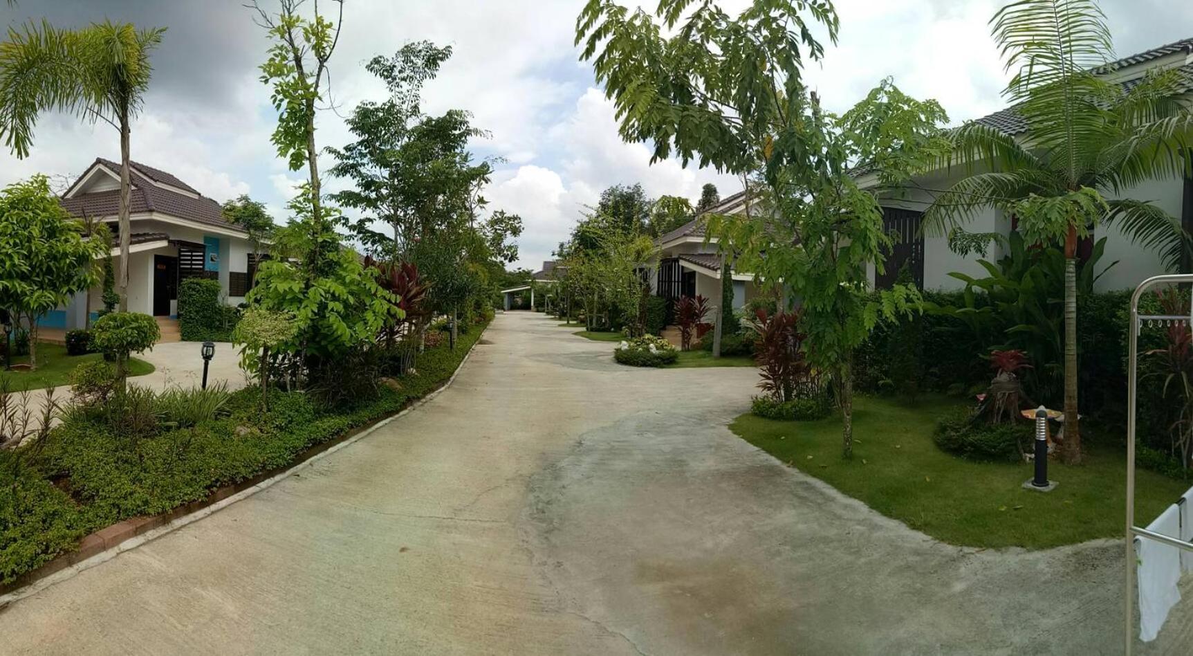 Dusita Grand Resort 24/29