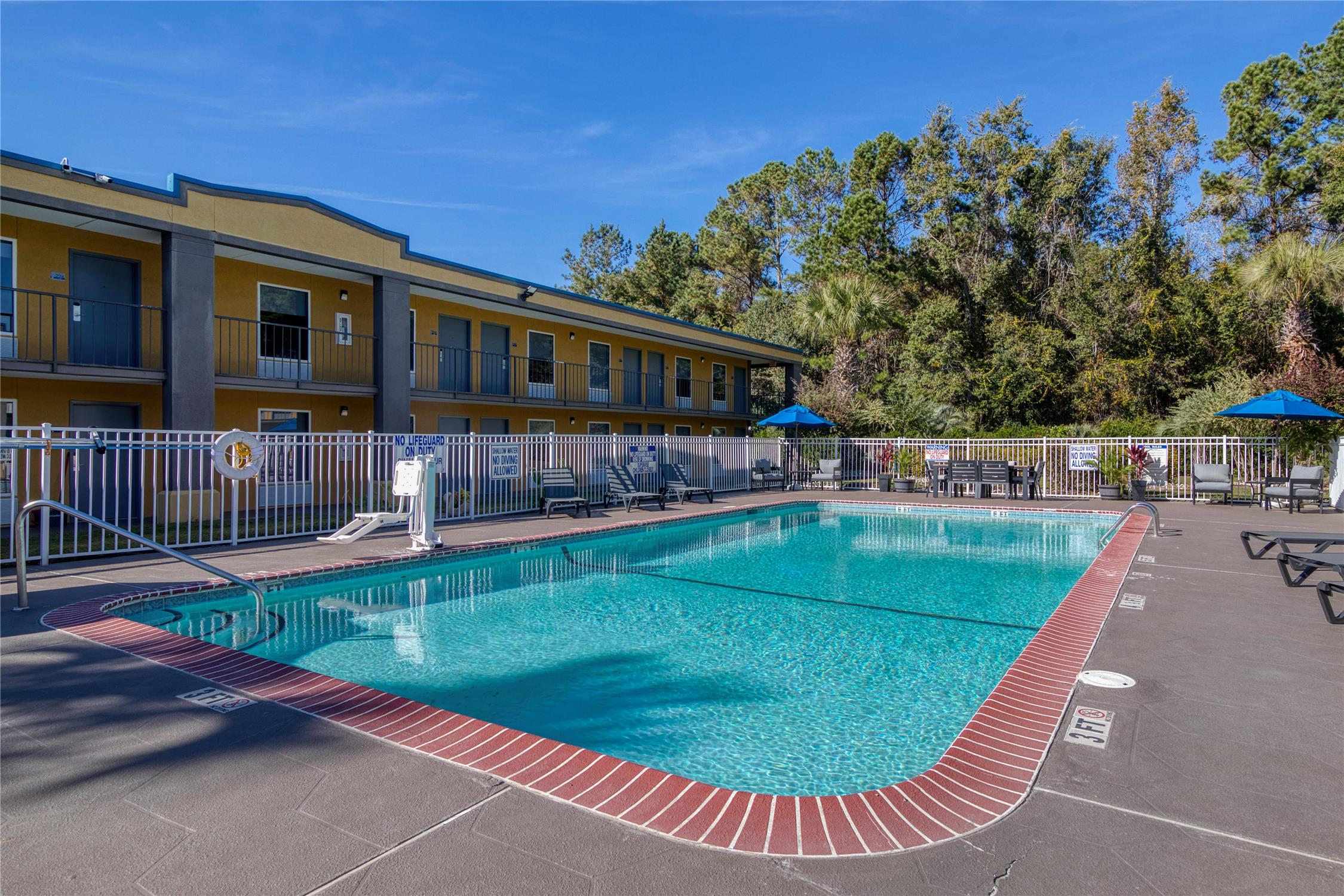 Best Western Of Walterboro 22/34