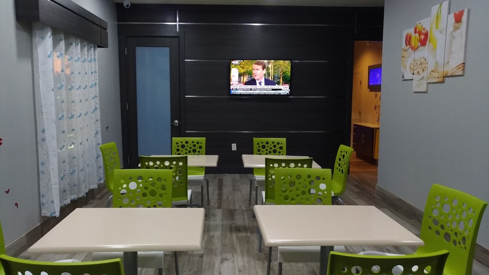 Haven Inn & Suites 40/63