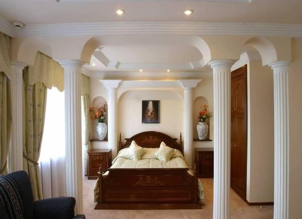 Otrar Hotel 18/54