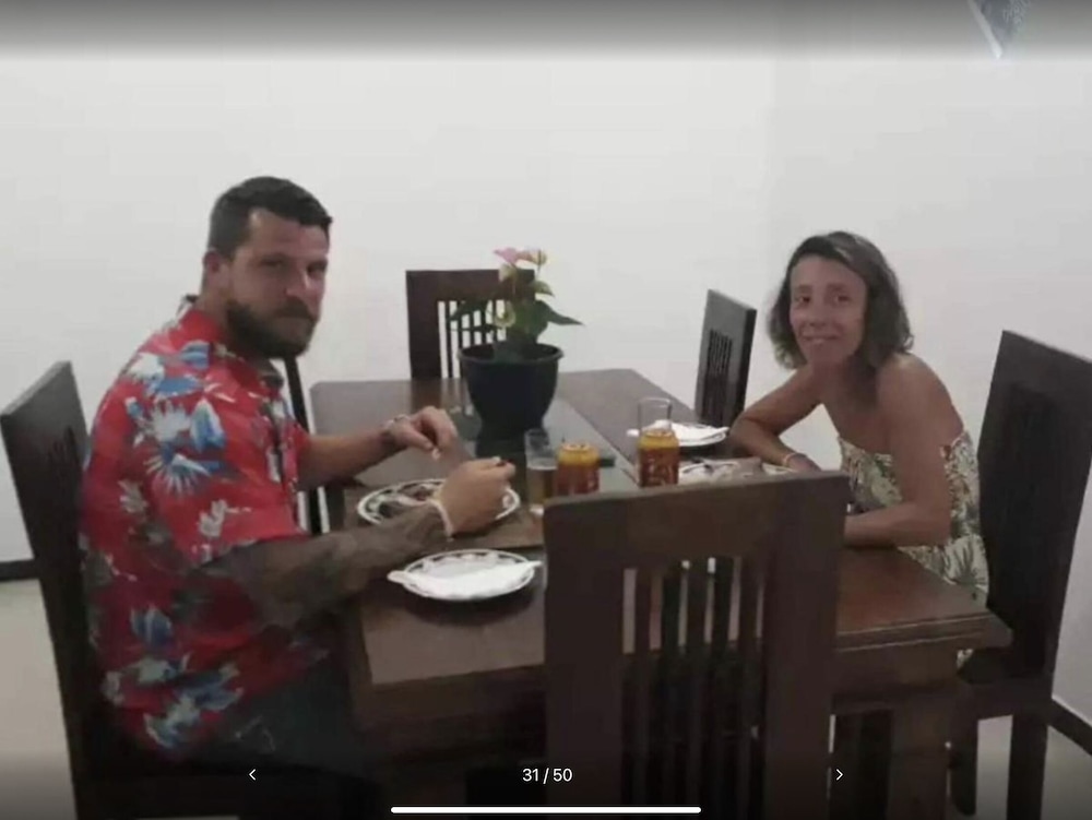 Ashens Beach House 19/50