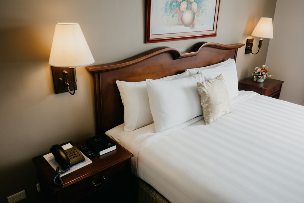East Asia Royale Hotel 32/55