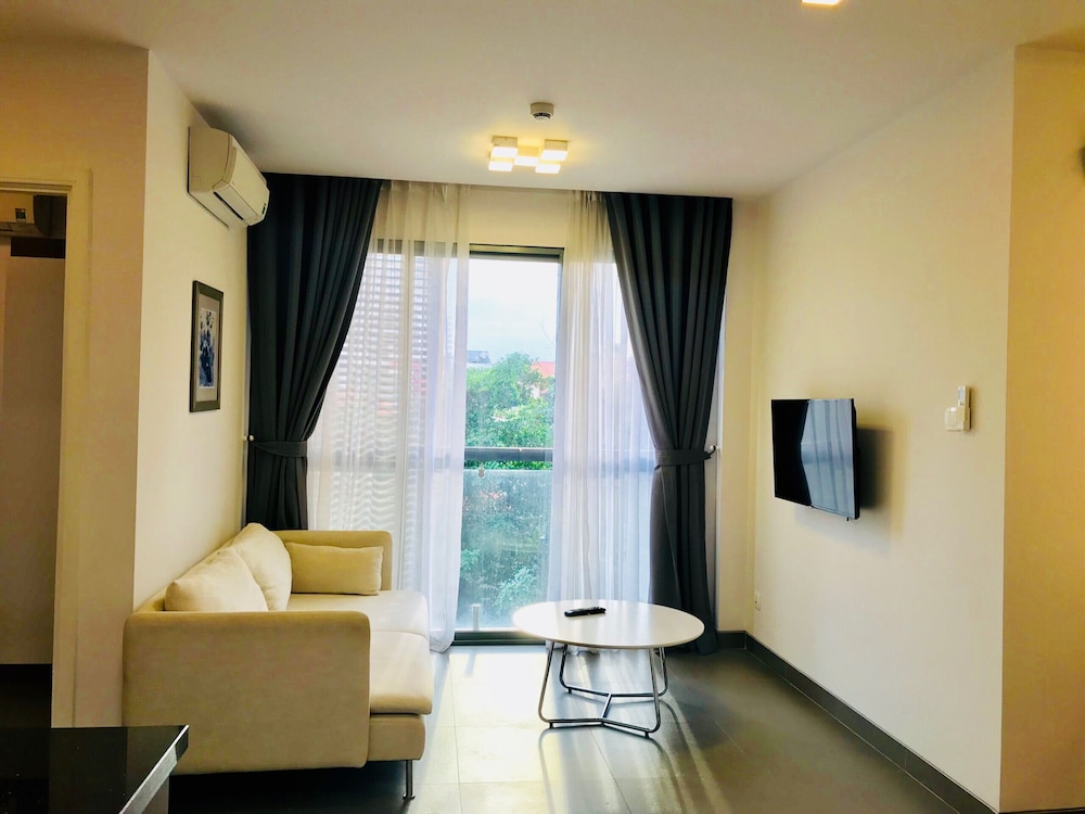 Glenwood Suites 14/49