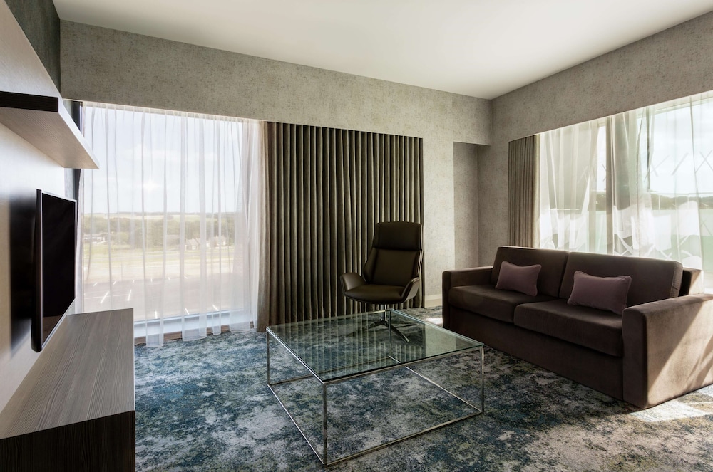 Hilton Aberdeen TECA 44/64