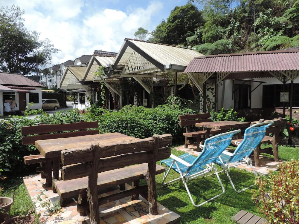 Cameronian Inn 64/69