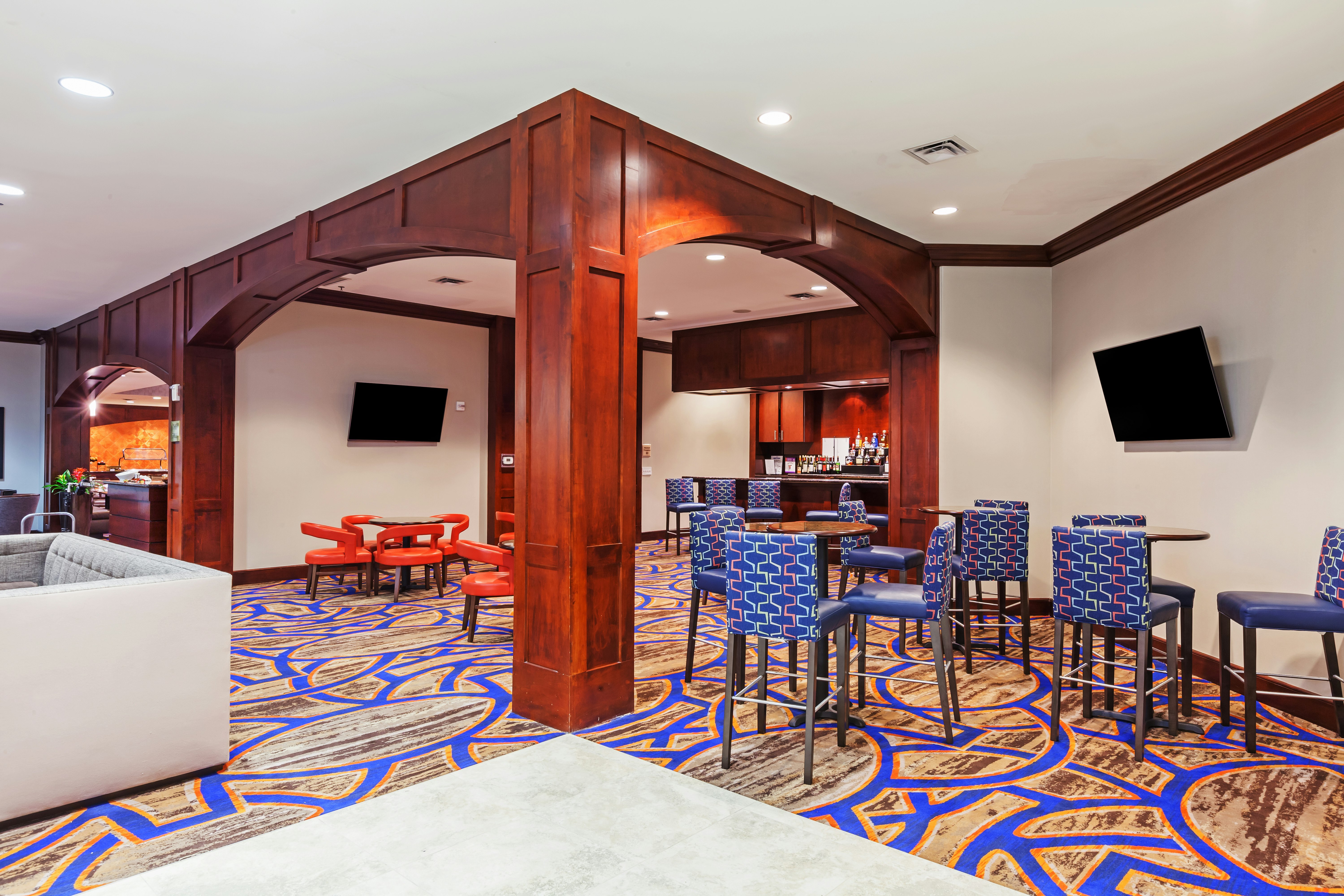 Hilton Waco 23/50