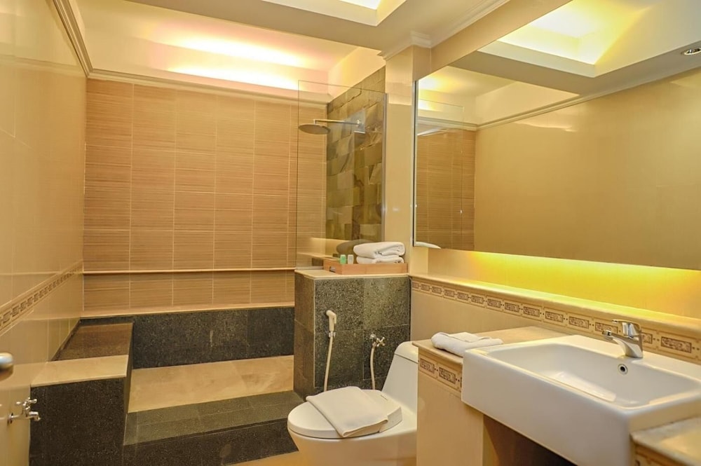 BALI WORLD HOTEL 12/46