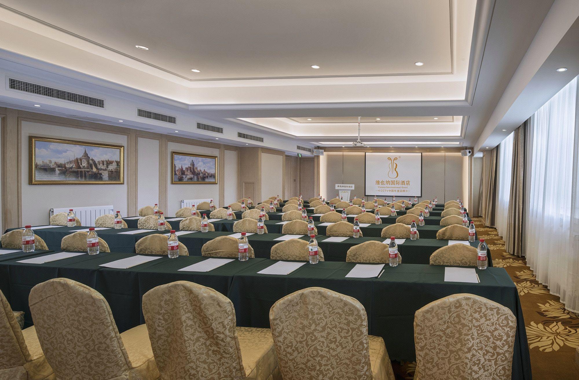 Vienna Hotel (Nanning Railway Station) 44/50